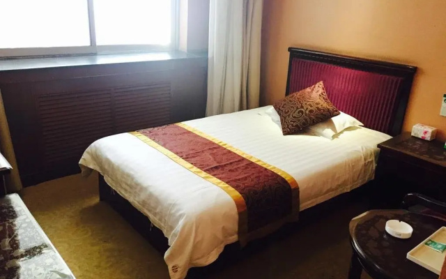 Jiayuguan Huatian Hotel