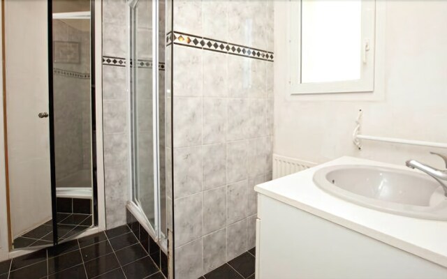 La Haute Ville au Roux