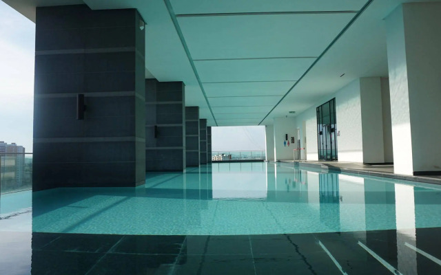 The Shore Hotel & Residences