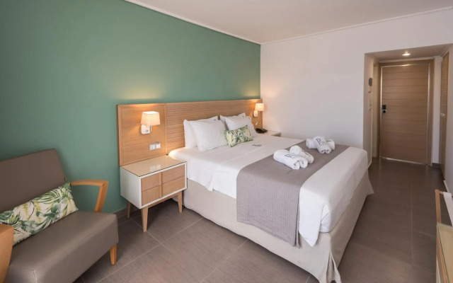 Palm Beach Hotel - Adults only