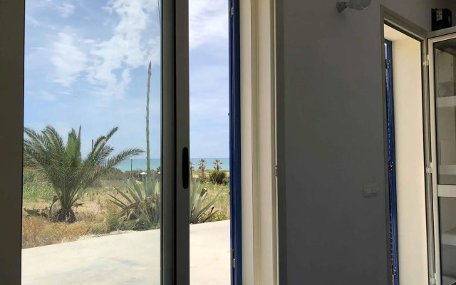 villa Lùmar fronte mare