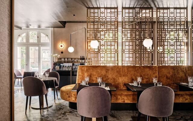 The Crown Krakow Center - Handwritten Collection ACCOR