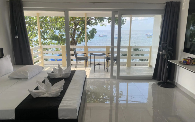 Papa Fred's Beach Resort