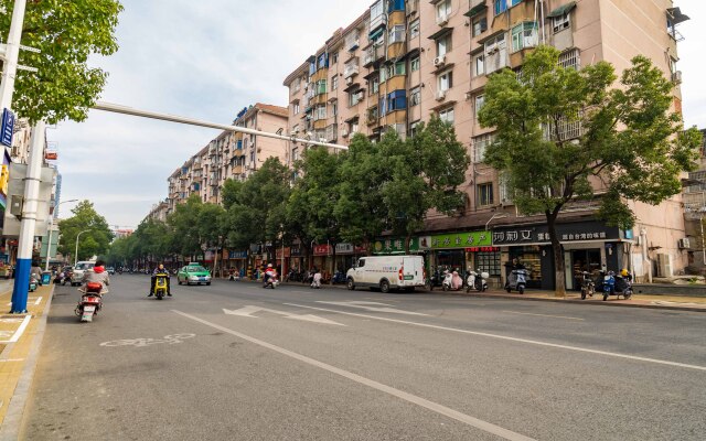 GreenTree Inn (Anqing Shifu Road Huamao 1958)