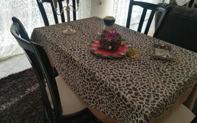 2nd Floor Apartment In Volos