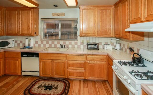 Big Bear Mountain Escape