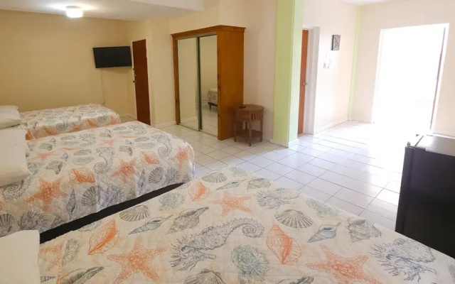 Midtown Motel Sxm