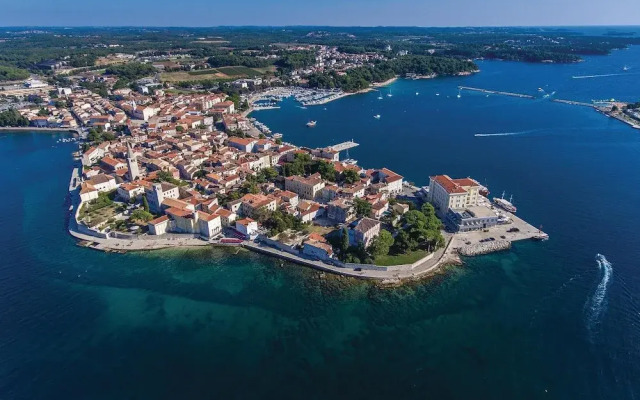 Nice Apartment in Porec With 2 Bedrooms