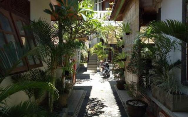 Candra Surf Homestay