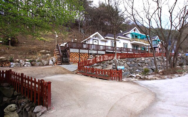 Yangpyeong Romance Pension