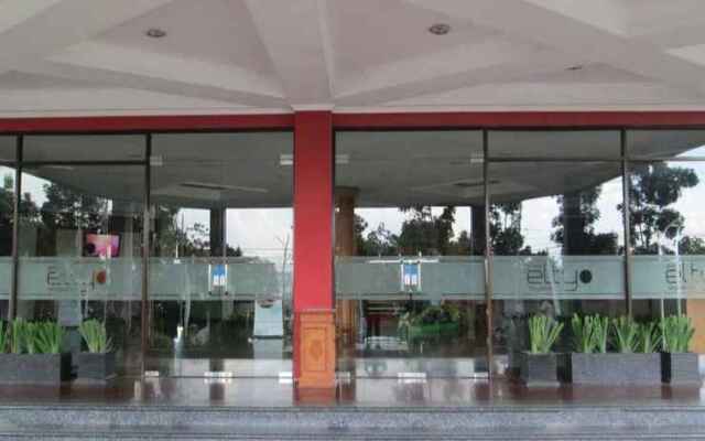 Grand Elty Singgasana Hotel