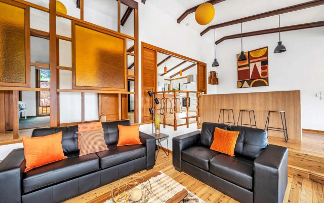 CLOUD NINE Gerringong 4pm Check Out Sundays except Peak season