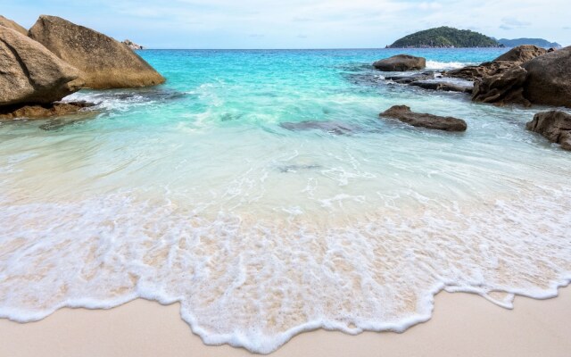 Garden bungalows 4br with private pool