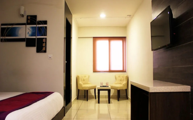 Adyar Ananda Bhavan Hotel