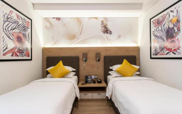 Cindyan Apartments By The Quarter
