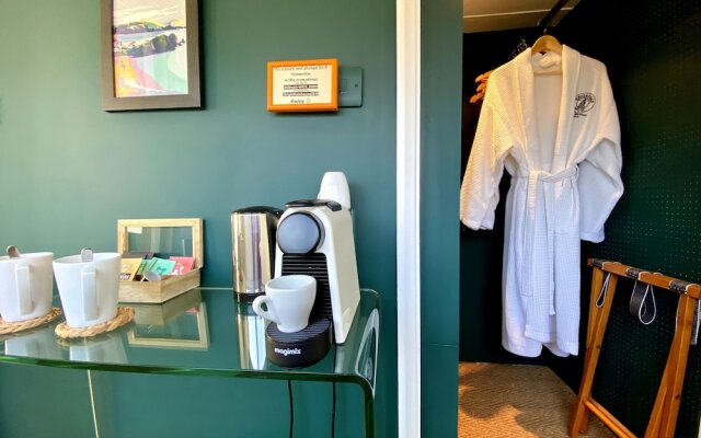 Brightham House Boutique Bed & Breakfast