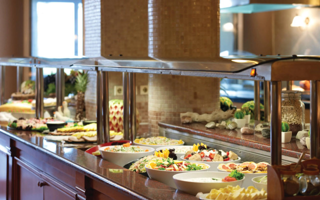 Atlantica Princess Hotel