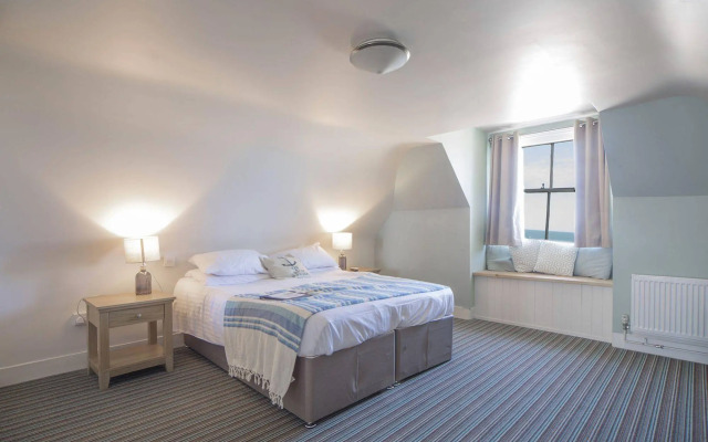 The Clarendon Hotel