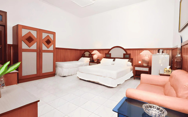 Berlian Abadi Hotel By Sinergi
