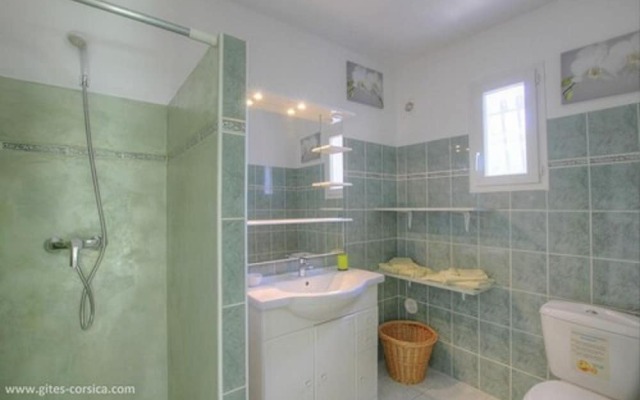 Rocca Rossa Locations gîtes Palombaggia