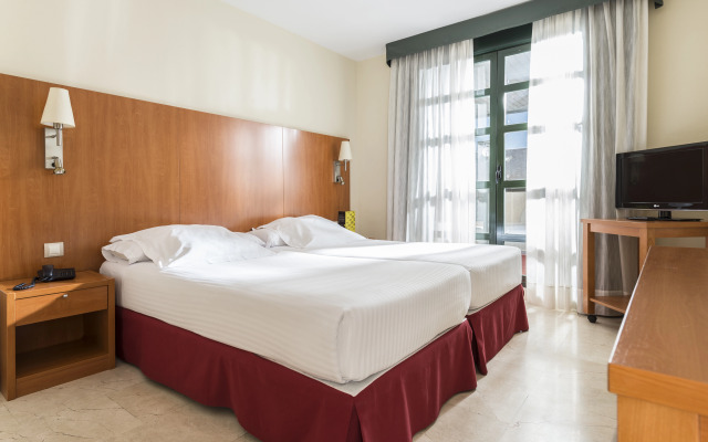 Exe Gran Hotel Almenar