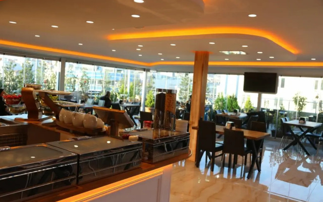 Gümüs Palace Hotel Güngören