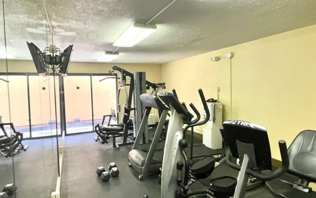 Quality Inn Conference Center Logansport