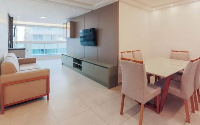 Ocean View Apt Just 110m From the Beach - Evo0801