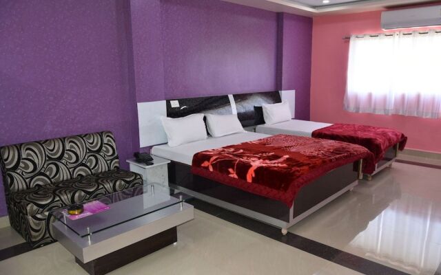 Grand Hotel Vinayak