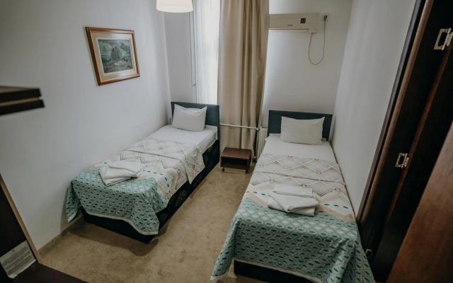 Gros Hotel - Leskovac