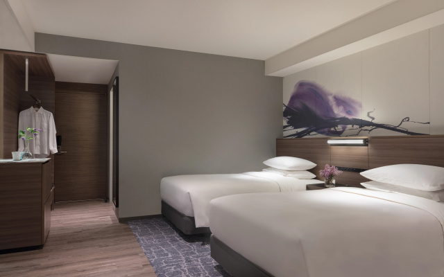 Lake Biwa Marriott Hotel – Guest Rooms – Moriyama