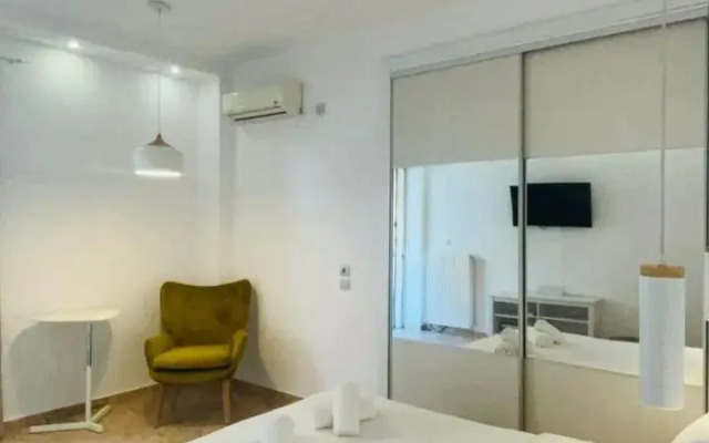 Cozy Studio by the sea in Paleo Faliro