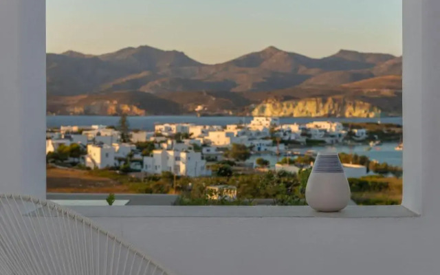 Milos Breeze Boutique Hotel