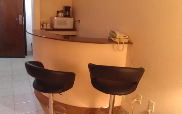 Robinson Inn and Suites