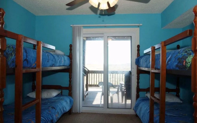 Pelican s Place LCV23