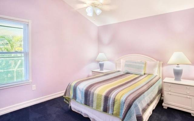 Lollipop 3 Bedroom Home by RedAwning
