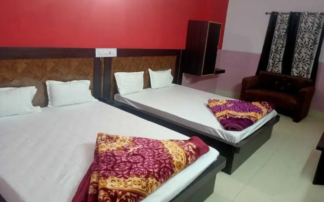 New Yatrik Hotel