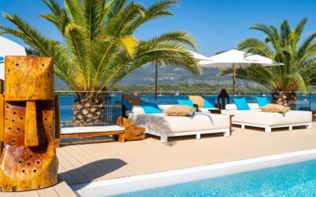 La Perla Hotel & Villas