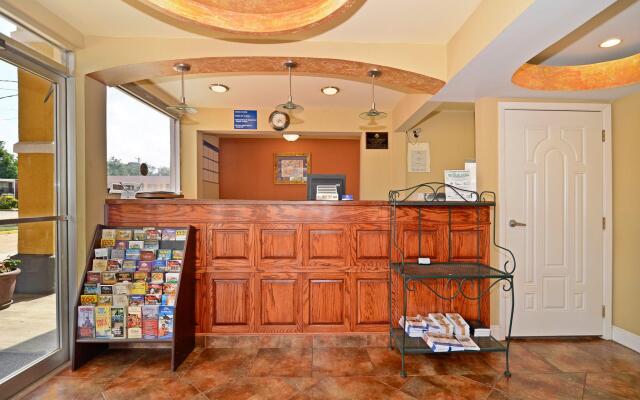 Americas Best Value Inn Alexandria