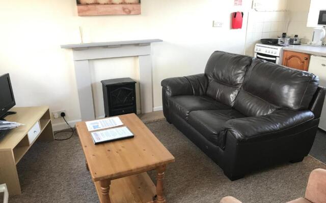 Court Farm Holiday Bungalows Ltd
