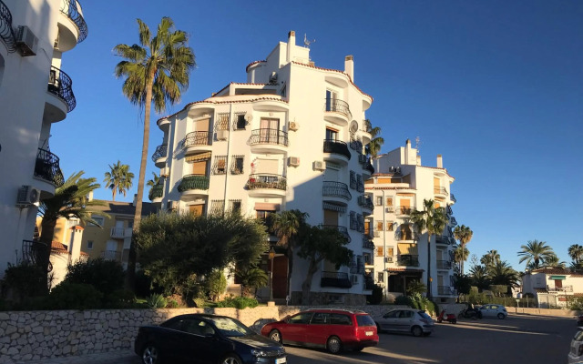 Estudio en Dénia con piscina y wifi privada, a 100 m del mar