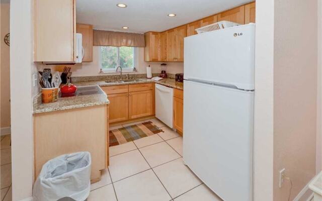 Waves 10 - Two Bedroom Condo