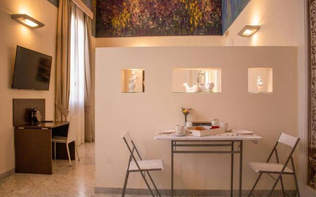 Apollo Suites