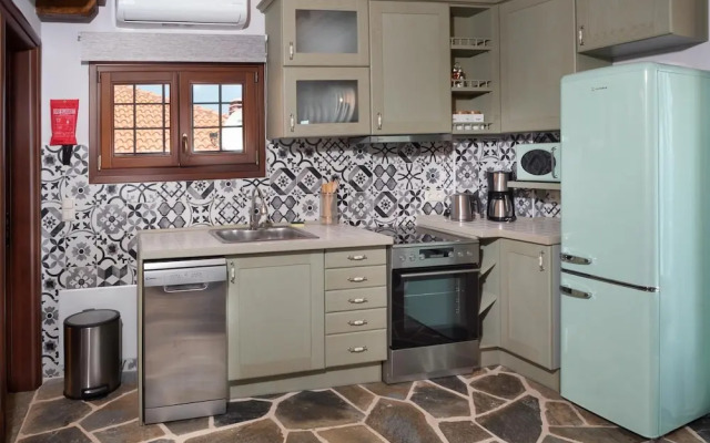 Barbarella Deluxe Maisonette