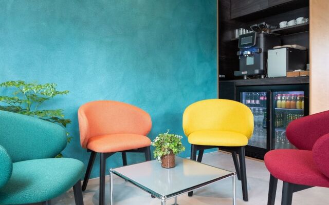 Riva Rooms & Studios