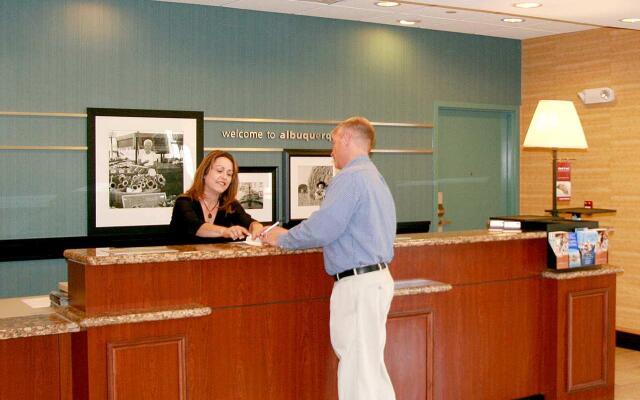 Hampton Inn & Suites Albuquerque-Coors Road