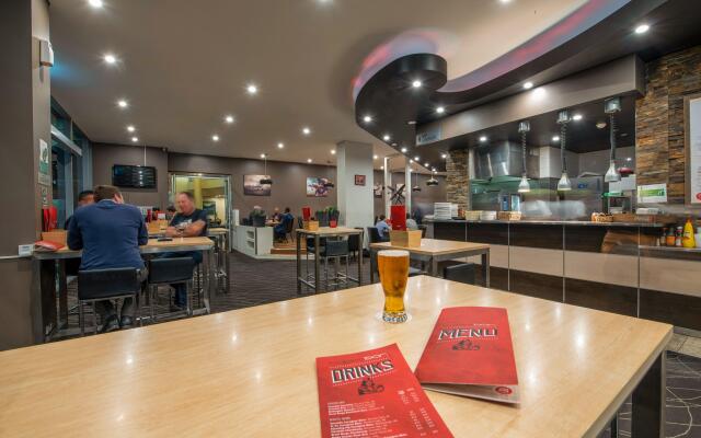 Crowne Plaza Sydney Airport by IHG