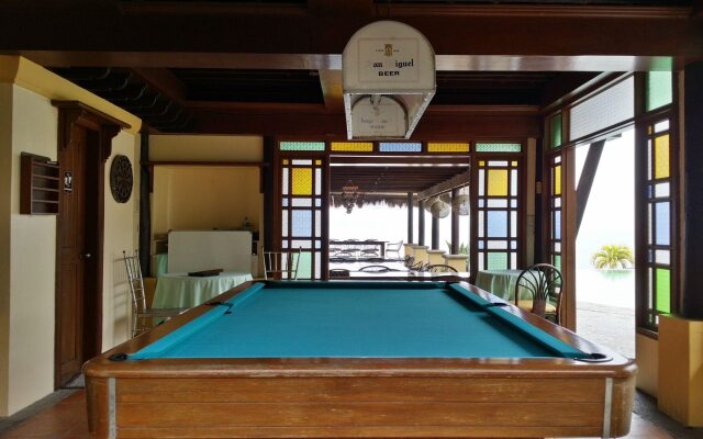Vista Aplaya Resort
