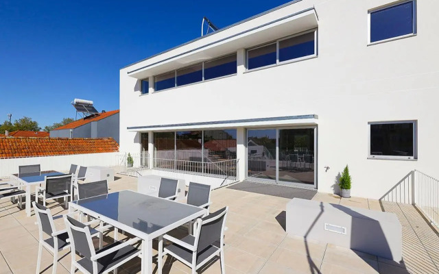 Uporto House Residence