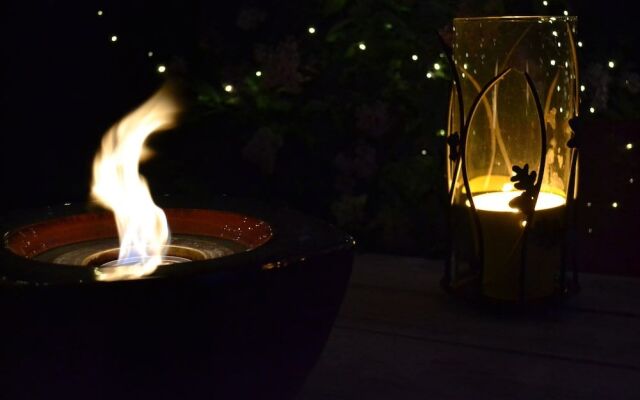 Red Mahone Bed & Breakfast